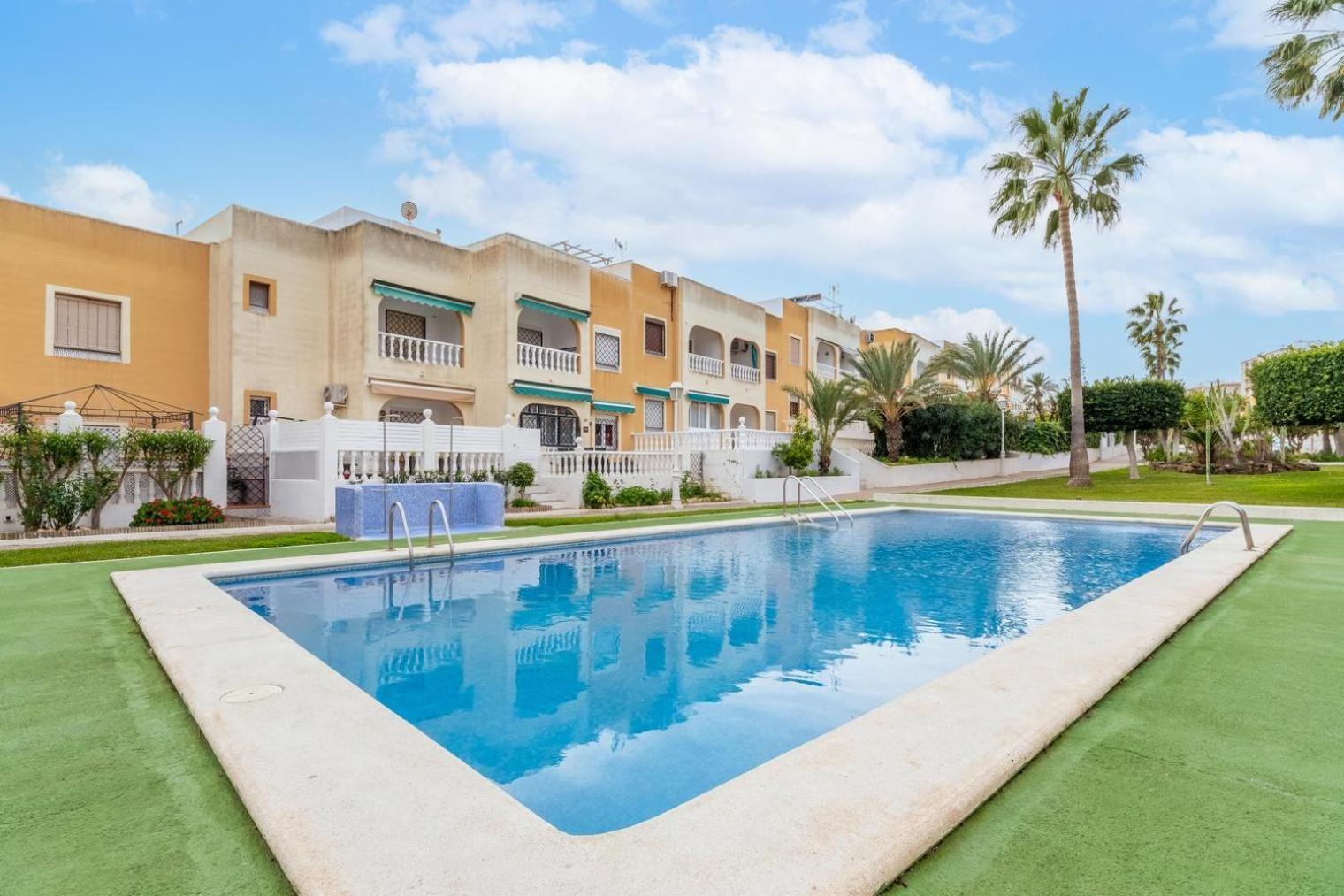 059 Bungalow Torrelamata Торевиеха Екстериор снимка